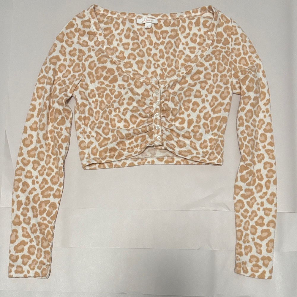 Colsie animal print crop top size: S